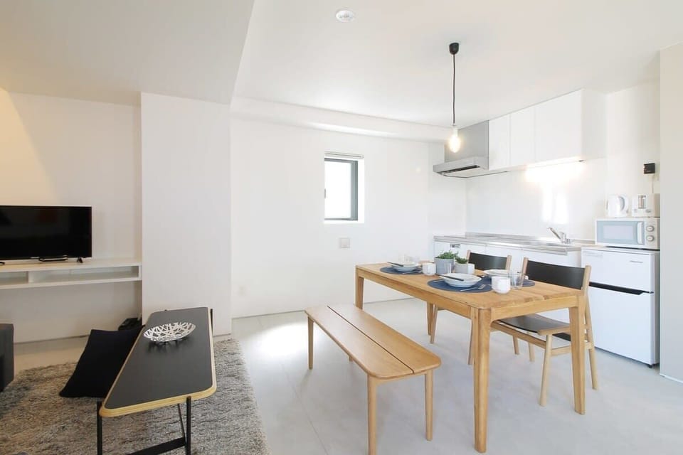 Beautiful Modern Style Dining Space