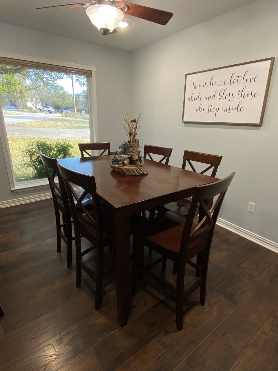 Front dining area