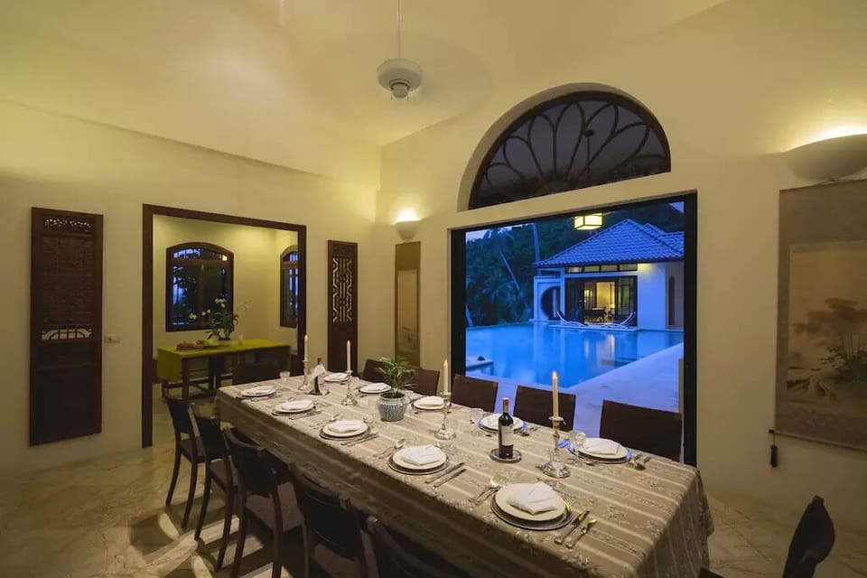 Luxury Villa | In-room dining