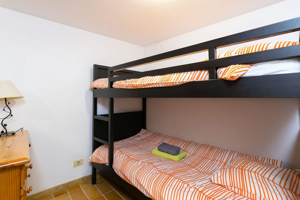 Bedroom 3 (2)