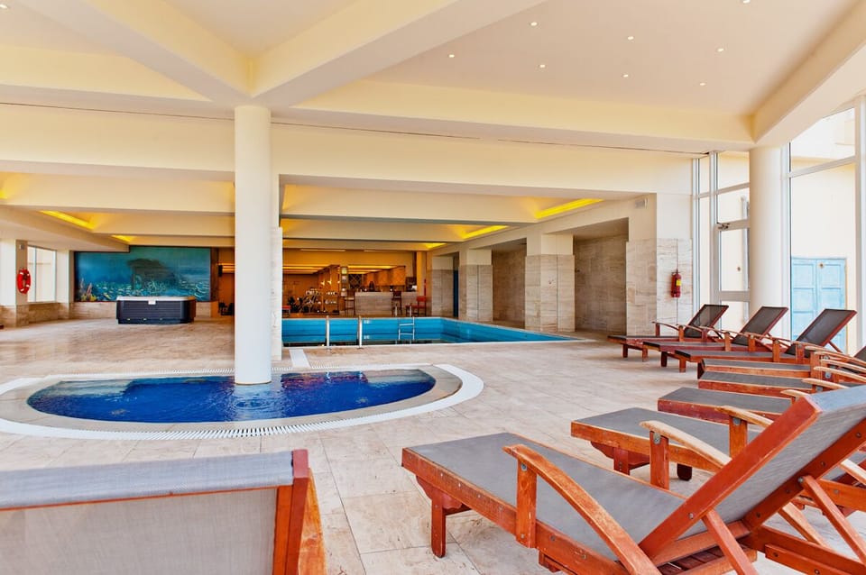 Indoor pool, outdoor pool