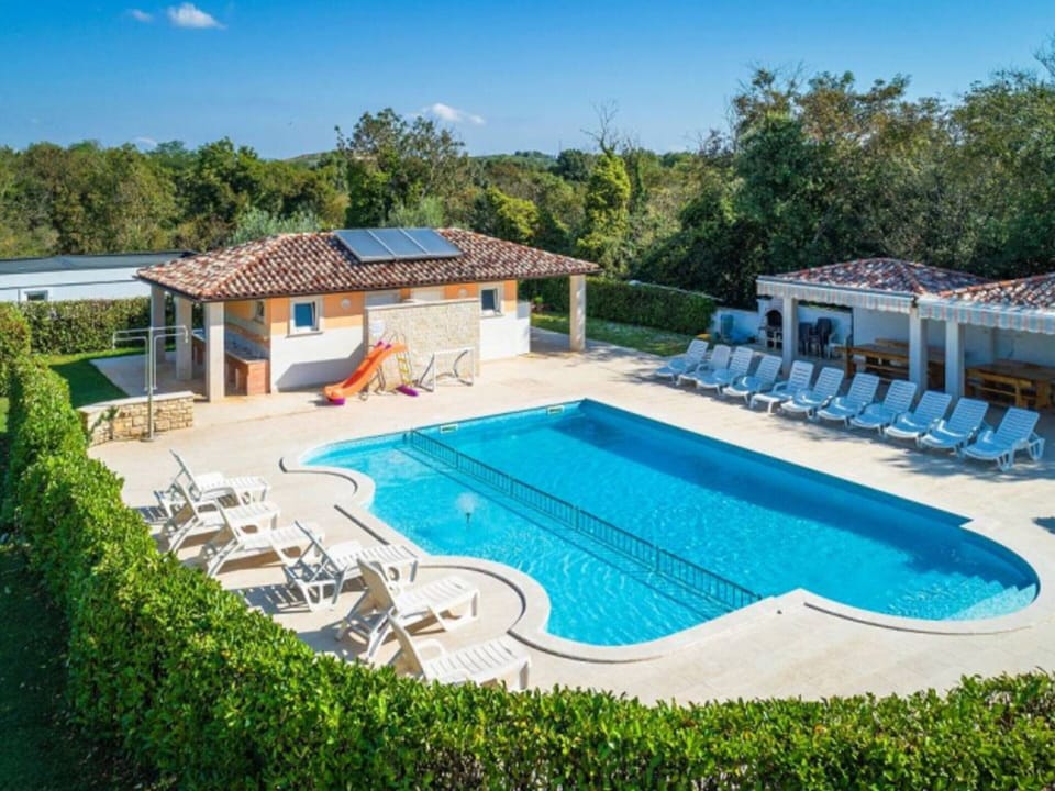 Mobile Home | Pool | Outdoor pool