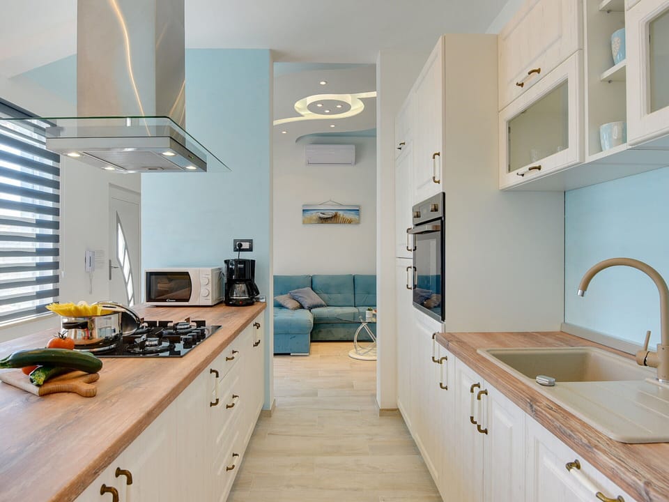House | Private kitchen