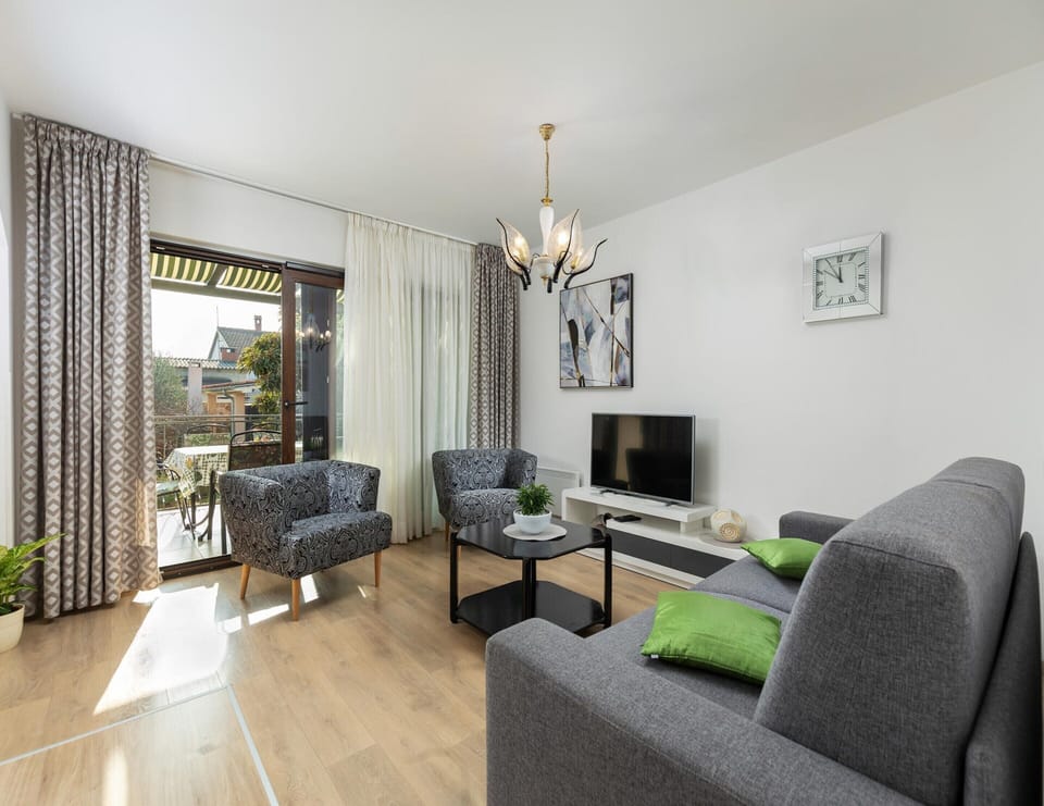 Apartment | Living room