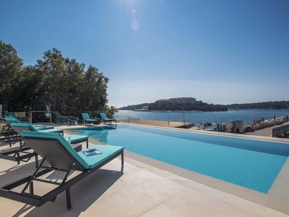 Villa | Pool | Indoor pool, outdoor pool, sun loungers