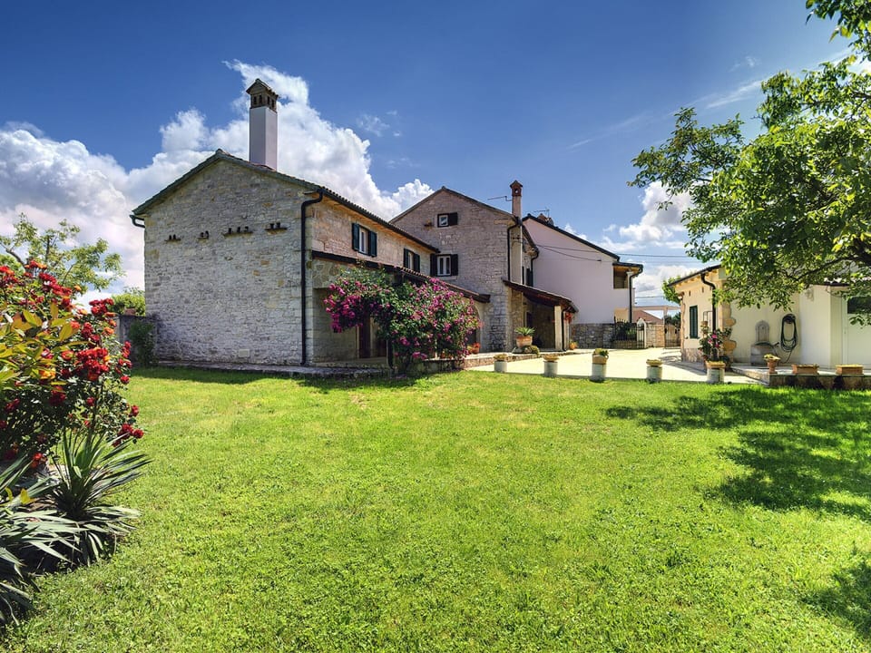 House | Exterior