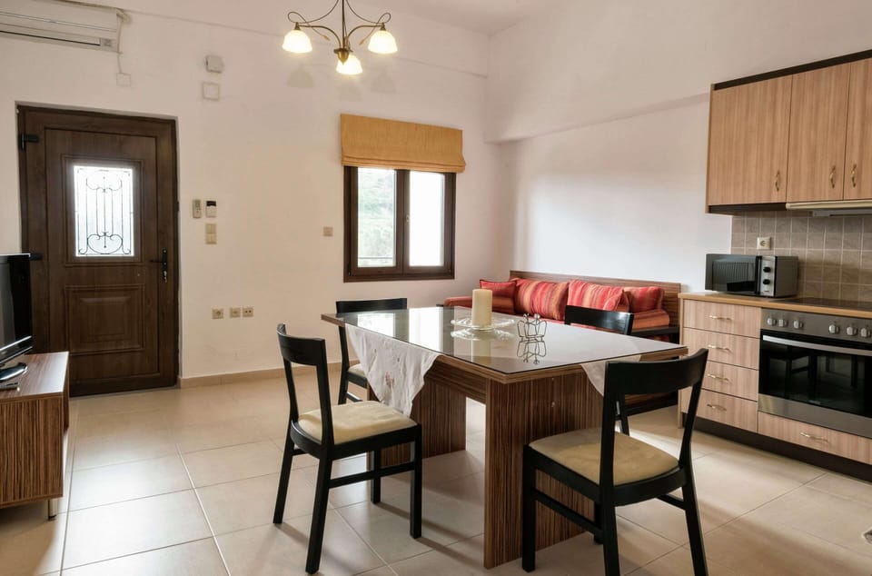 Villa | Dining