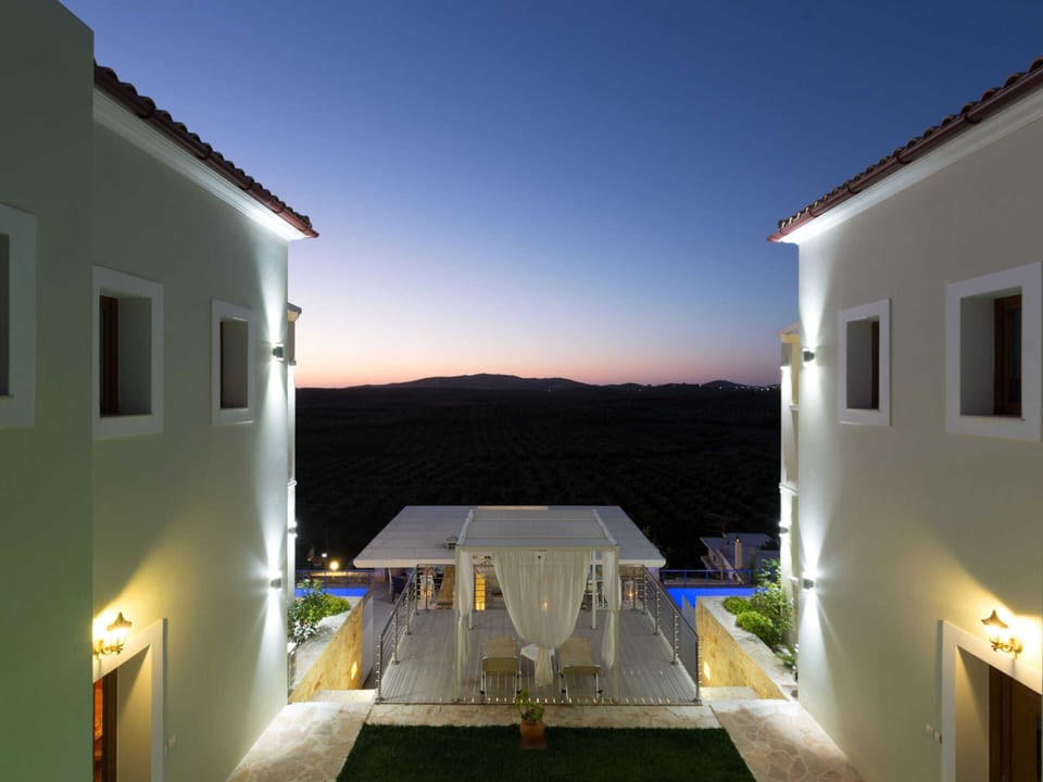 Villa | Exterior