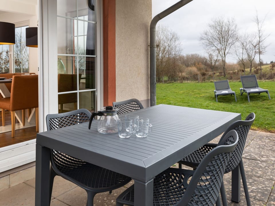 House | Dining