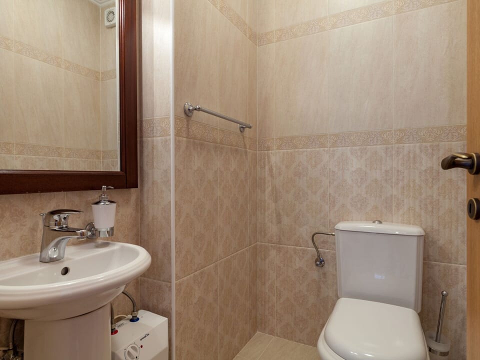 Villa in Sumartin Near the Beach & Ferry Port Villa in Selca, Brač
