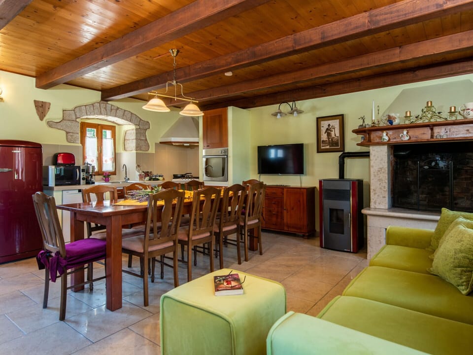 House | Dining