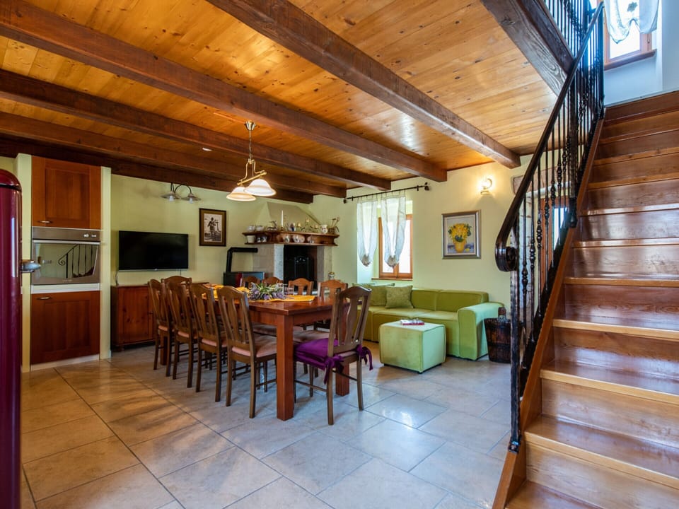 House | Dining