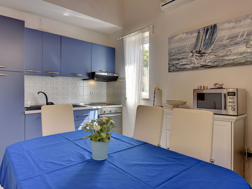 House | Private kitchen