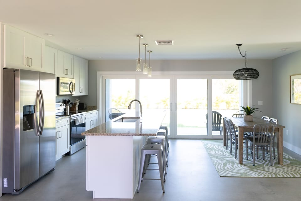 Kitchen and Dinning Room 
