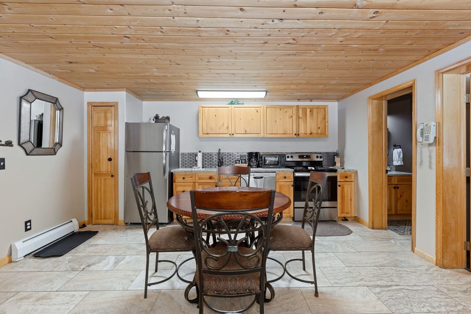Dinning/Kitchen