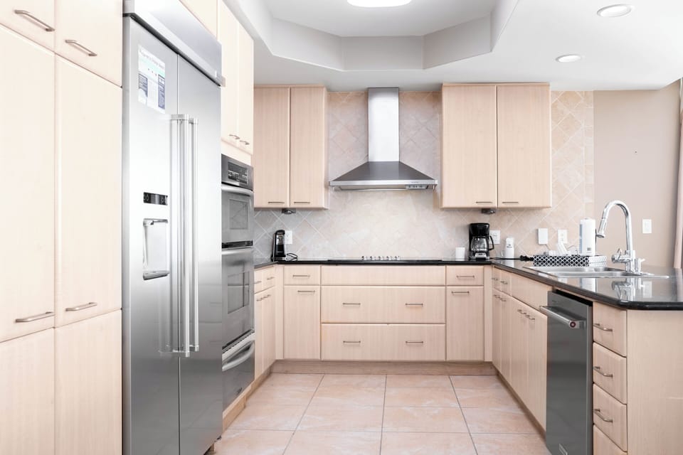 Caribe Resort C1015 Kitchen