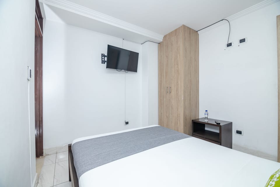 Single Room | Free WiFi, bed sheets