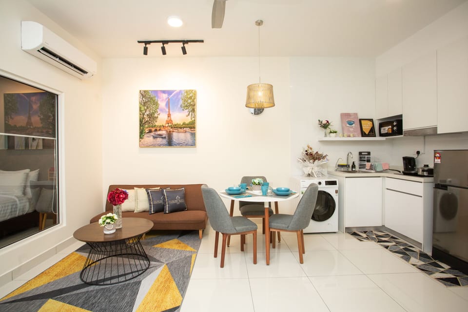 Standard Apartment, 1 Bedroom, Non Smoking, City View | Private kitchen | Full-size fridge, microwave, stovetop, electric kettle