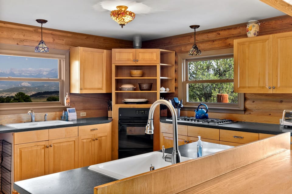 Large Kitchen Area