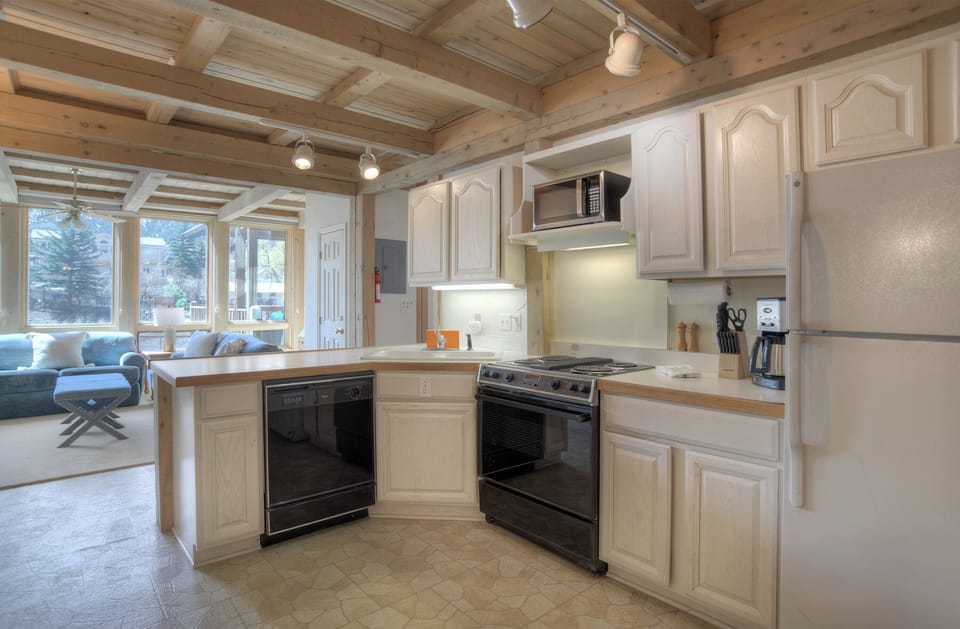 Spacious Kitchen