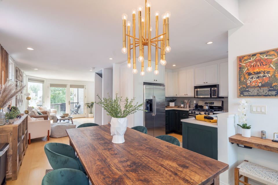 Dining room with seating for 6.