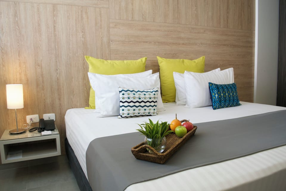 Junior Double Room | Minibar, in-room safe, desk, laptop workspace