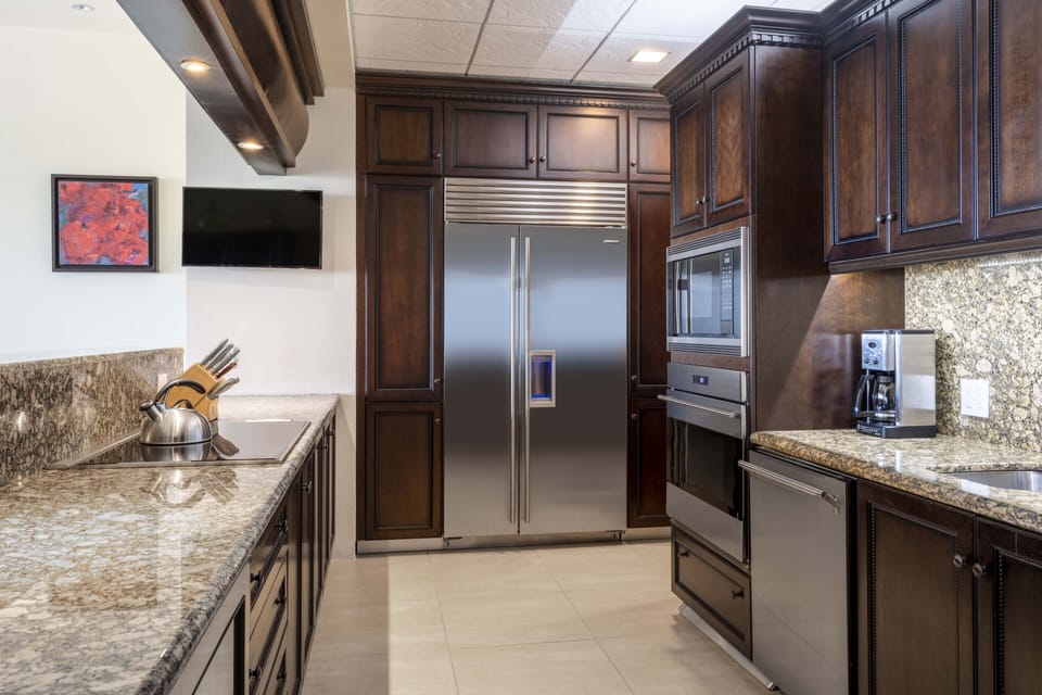 Espresso maker, microwave