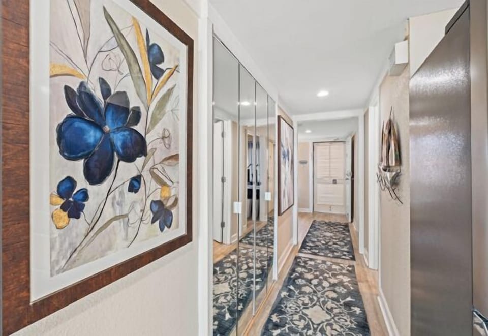 Hallway to the Kitchen and Living Room