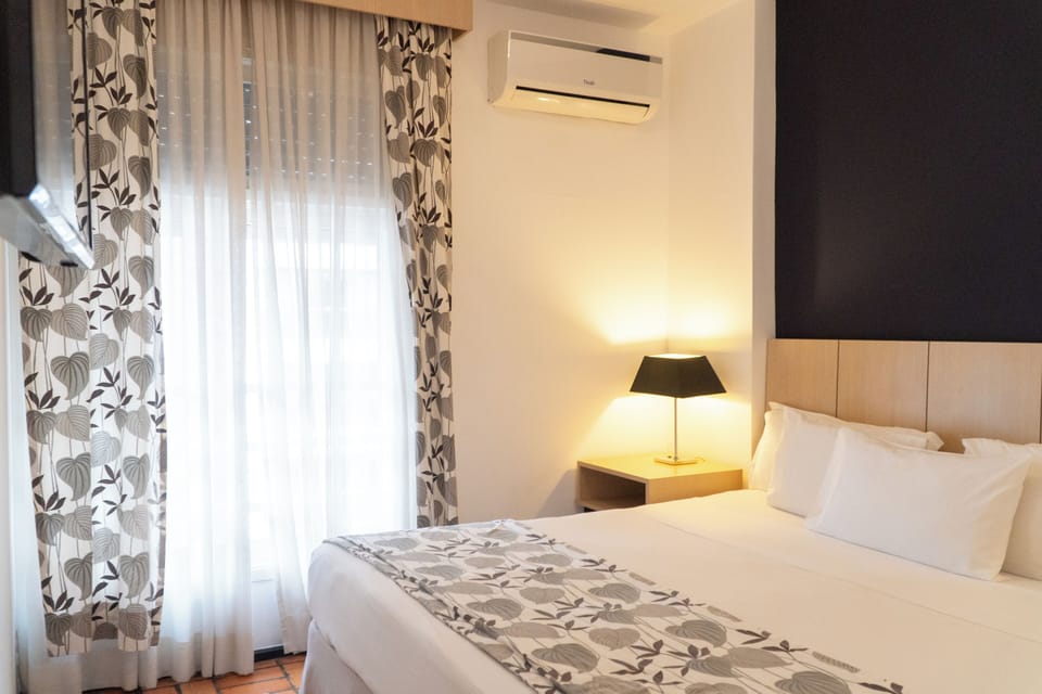 Superior Quádruplo | Premium bedding, minibar, in-room safe, desk