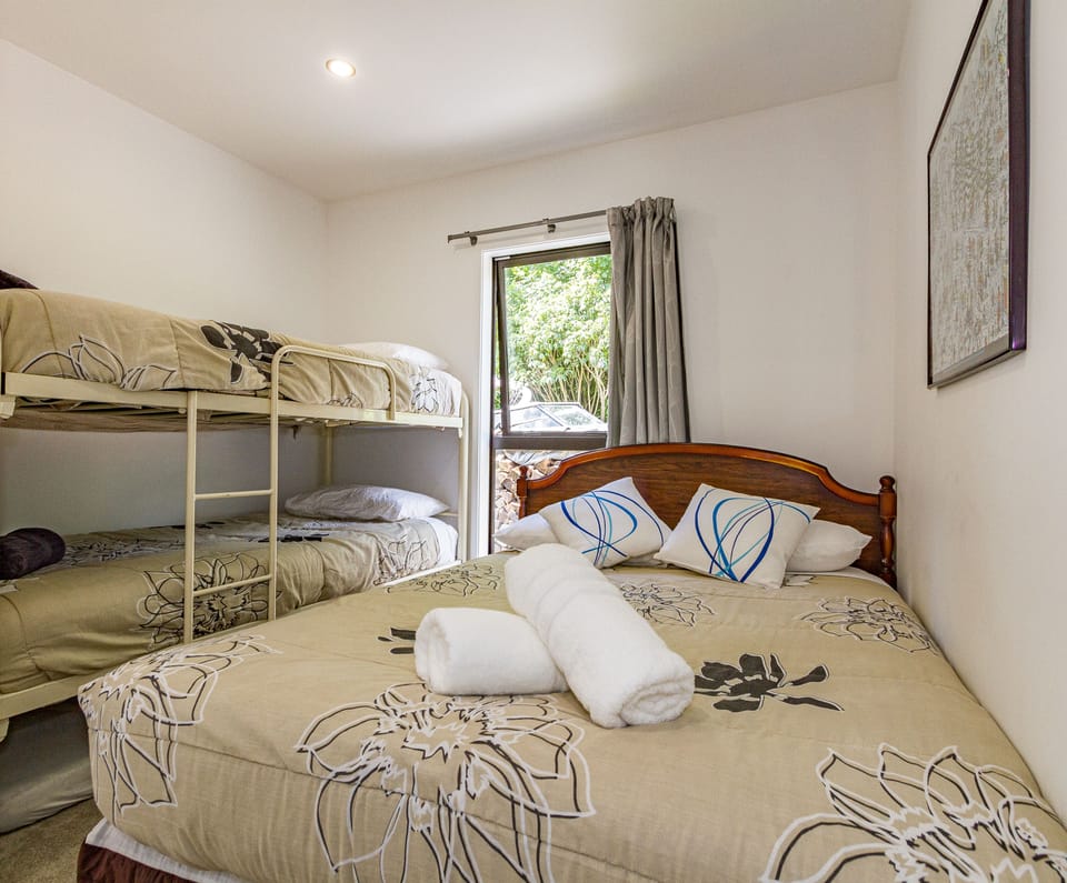 Double bed I single bunk house 4  room number 3