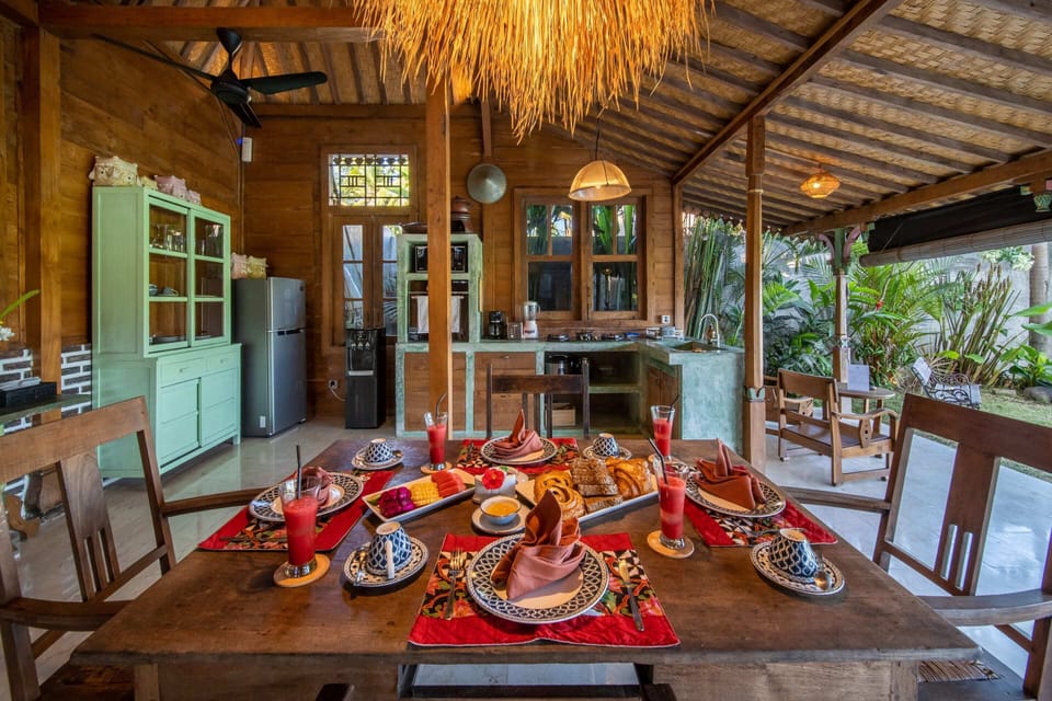 Villa, 3 Bedrooms, Smoking, Private Pool | Interior