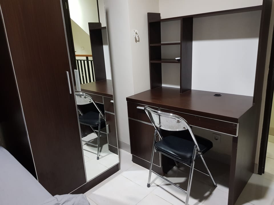Standard Single Room, Men only | Desk, free WiFi
