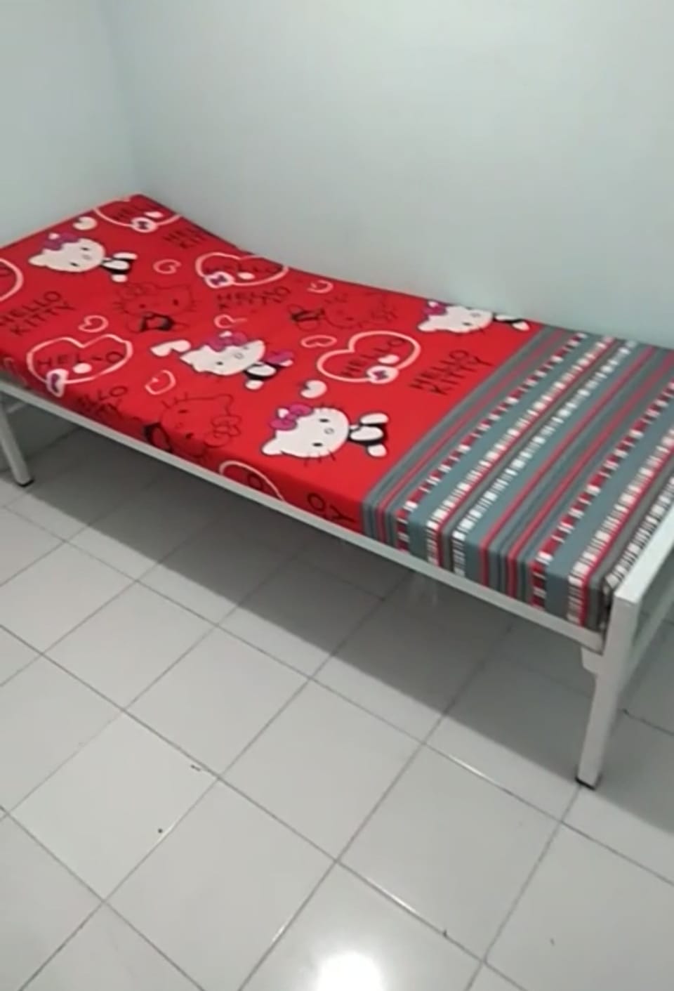 Standard Single Room, Shared Bathroom | Desk, free WiFi, bed sheets