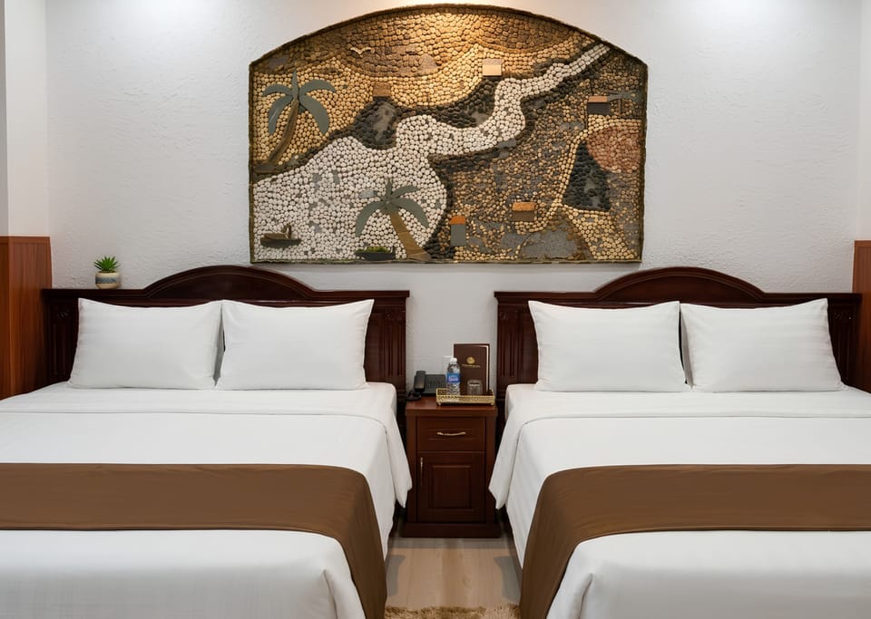 Deluxe Family Room | WiFi (free), bed sheets