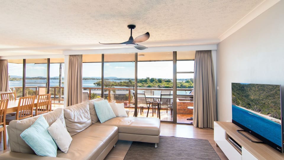 Lounge Area