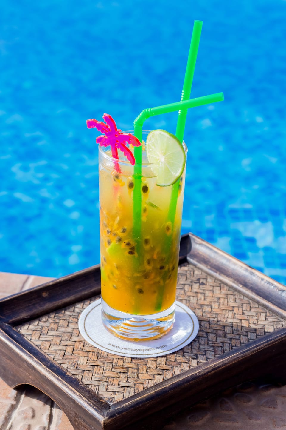 Poolside bar