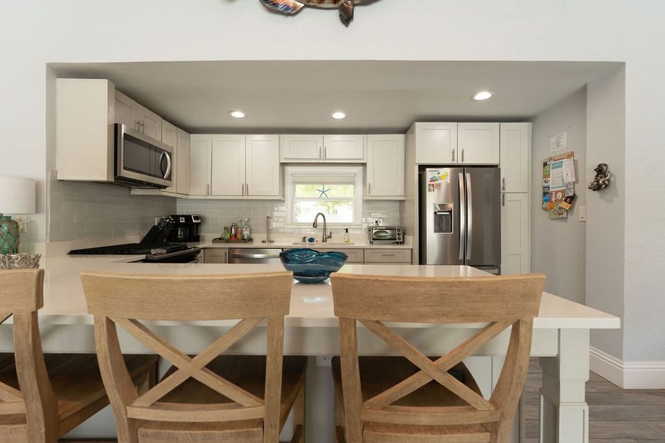 Kitchen Island with High Top Seating 