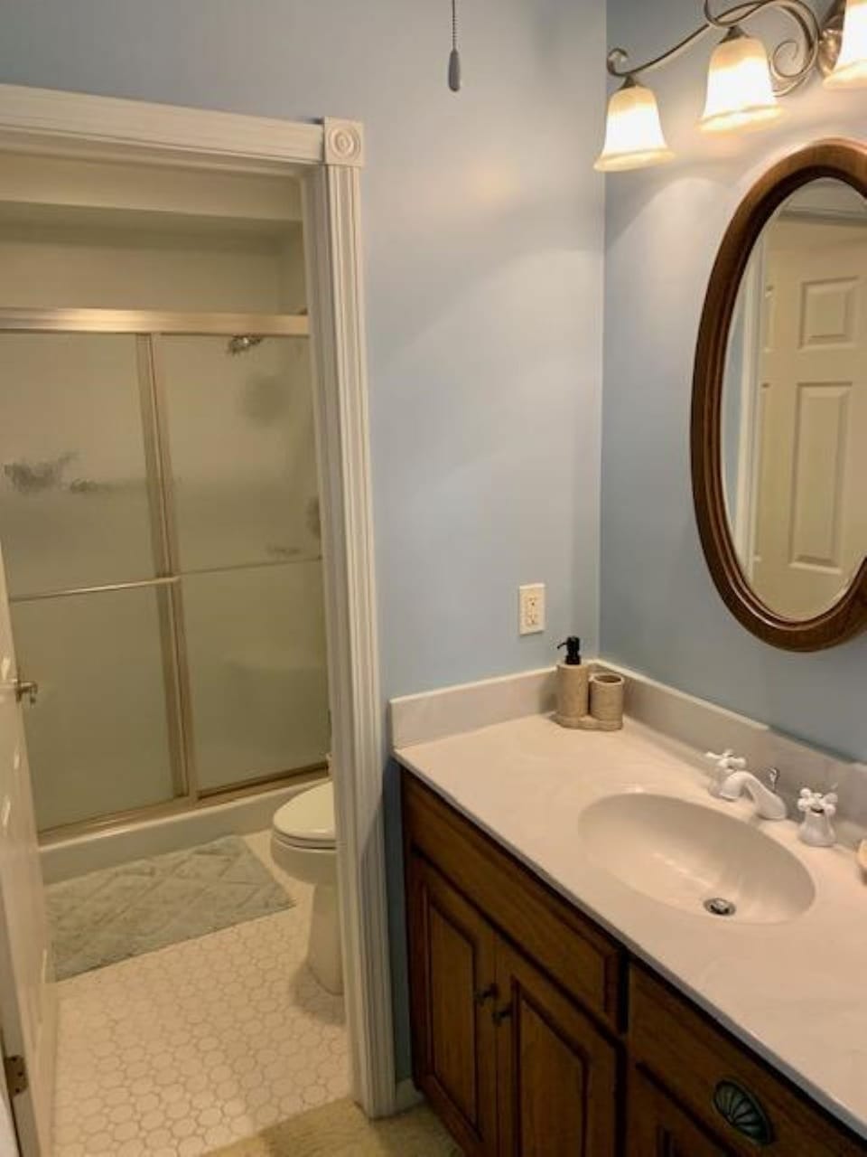 Master bathroom 
