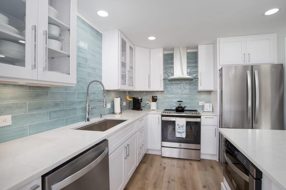Stylish custom glass tile backsplash