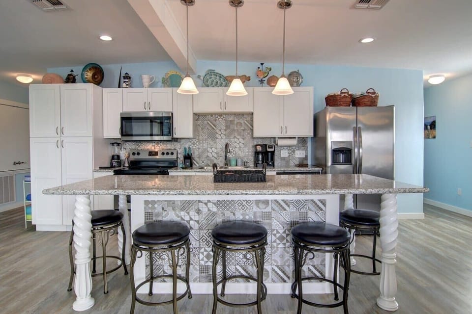 Additional seating along the kitchen island