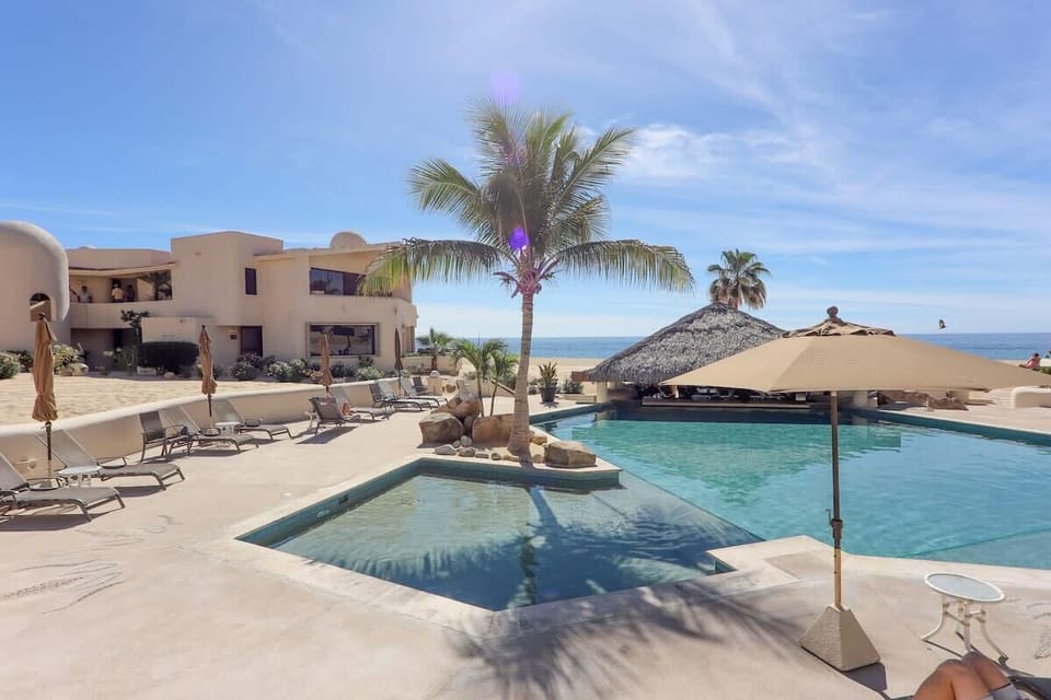 Pool at phase 1, Palapa bar
