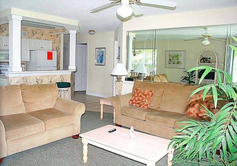 Villa, 2 Bedrooms | Living room | TV