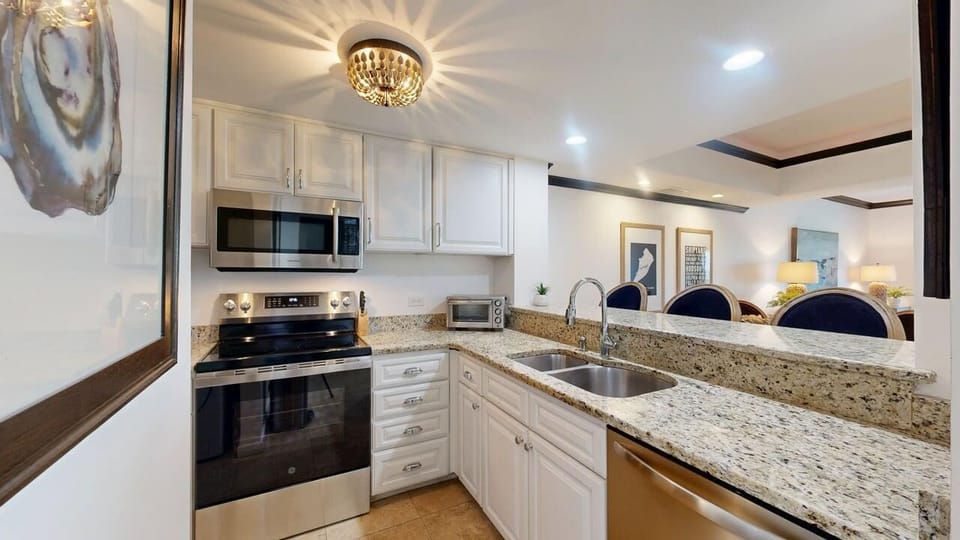 Fully Stocked Kitchen