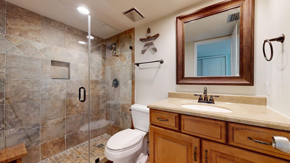 En-Suite Bathroom with Tiled Walk-in Shower