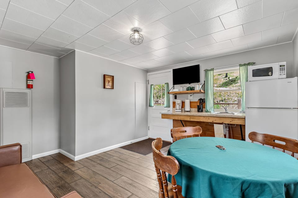 Kitchen/Dining