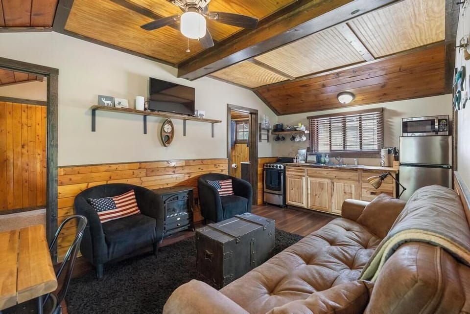 Living room (2)