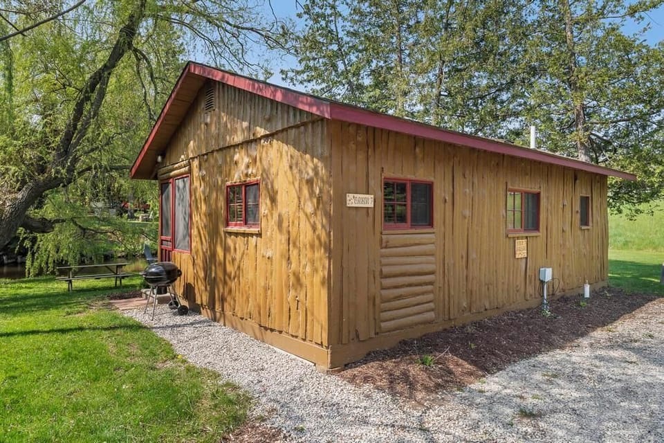 Cabin 7 (2)
