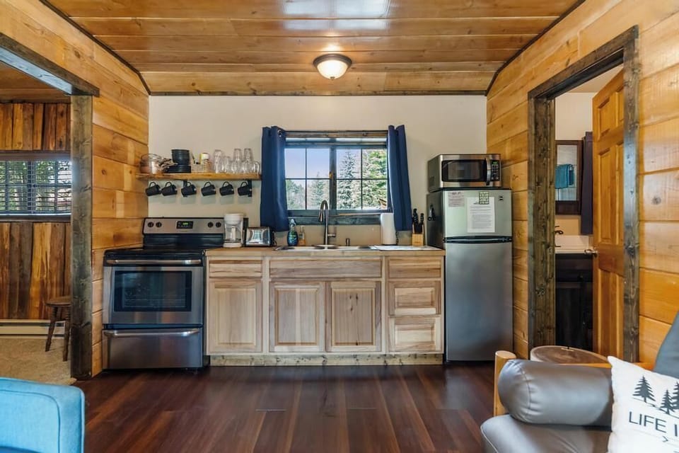 Kitchenette