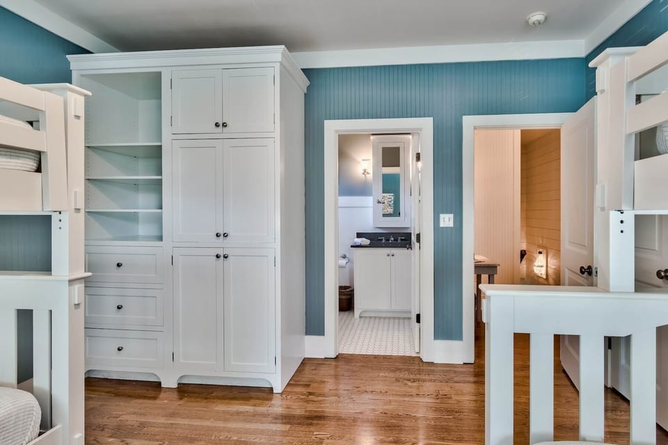 2nd Floor Bunk Suite - sleeps up to 5