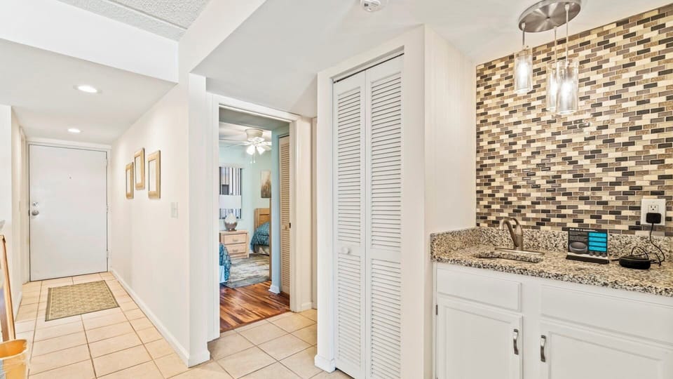 Wet Bar